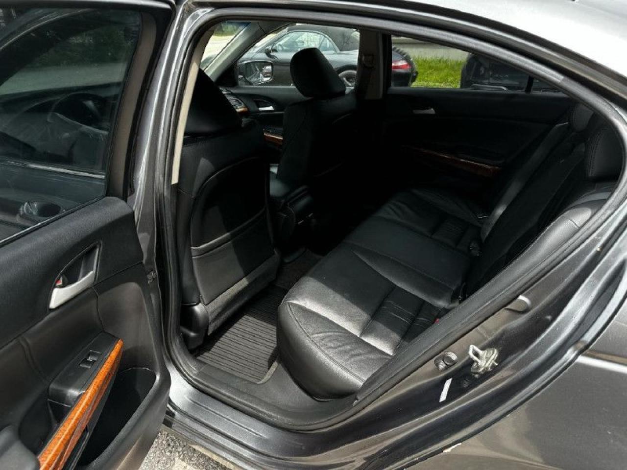2012 Honda Accord Sedan 4 DOOR  | LEATHER | RELIABLE | - Photo #12