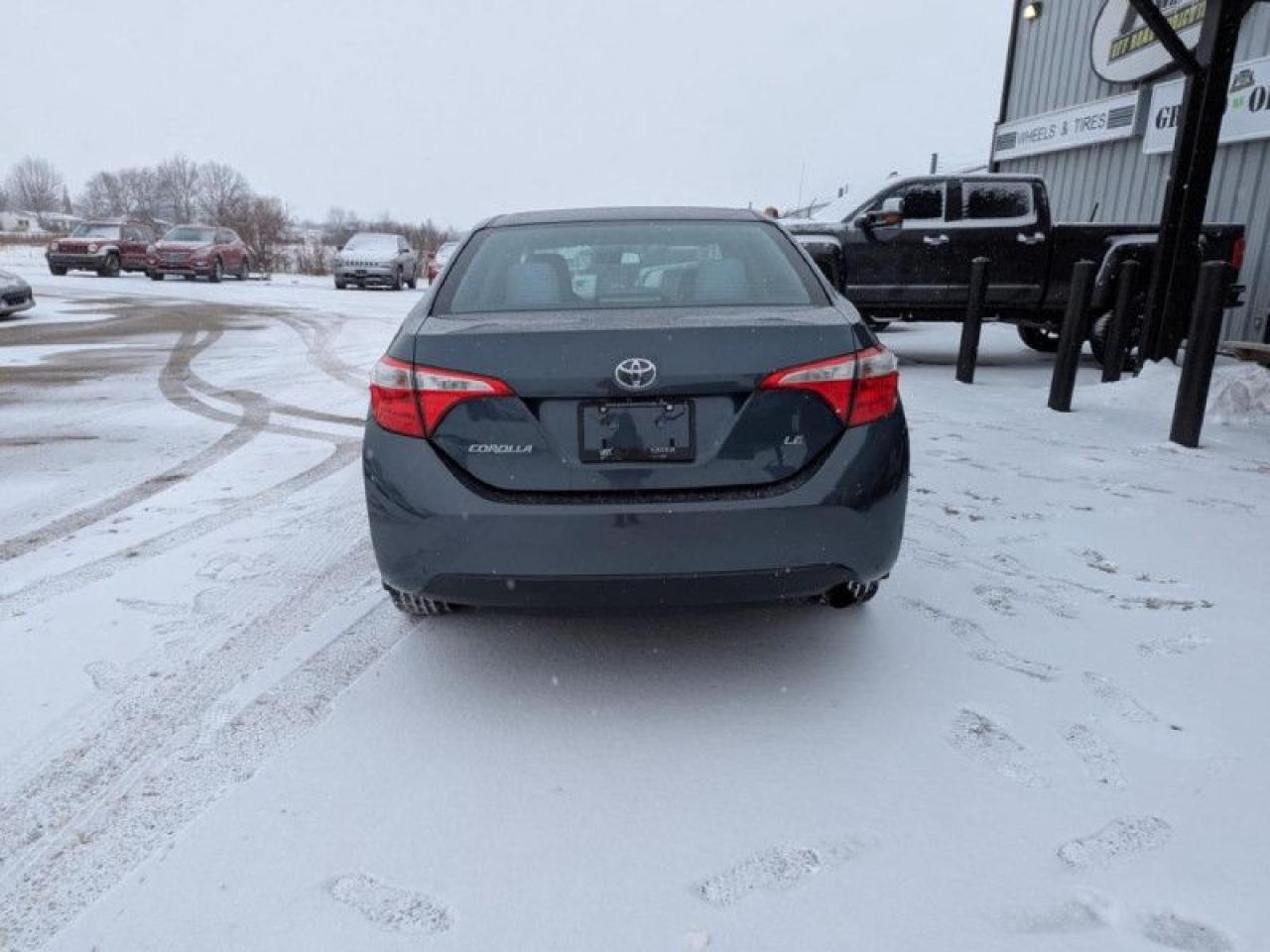 2016 Toyota Corolla | ACCIDENT FREE | FUEL EFFICIENT | - Photo #5