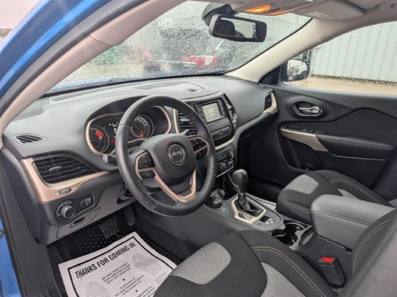 2018 Jeep Cherokee | LOW LOW MILEAGE | ACCIDENT FREE | - Photo #9