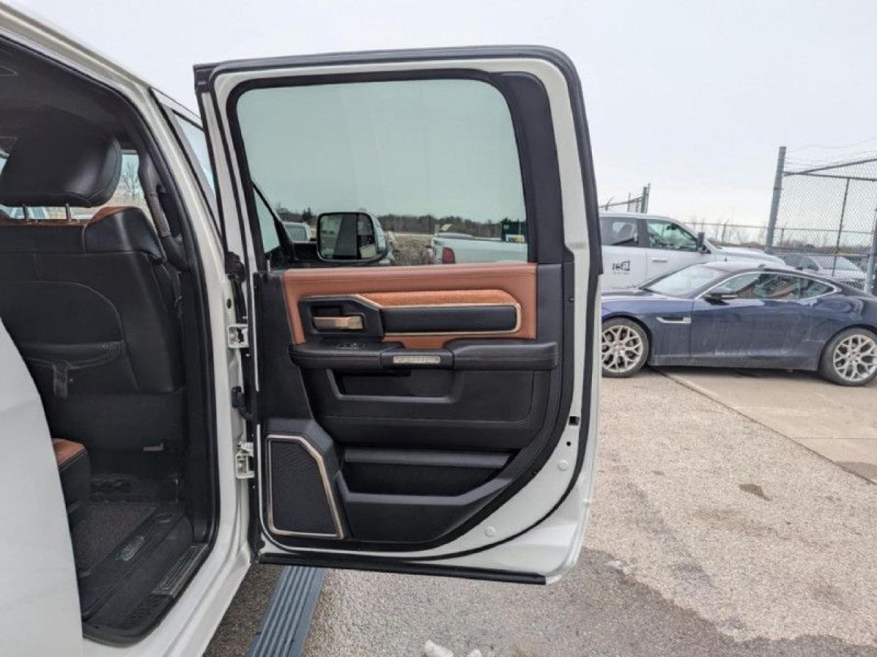 2019 RAM 3500 Longhorn  | DUALLY | CUMMINS | LARAMIE | - Photo #15