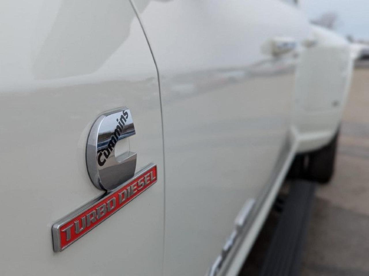 2019 RAM 3500 Longhorn  | DUALLY | CUMMINS | LARAMIE | - Photo #17