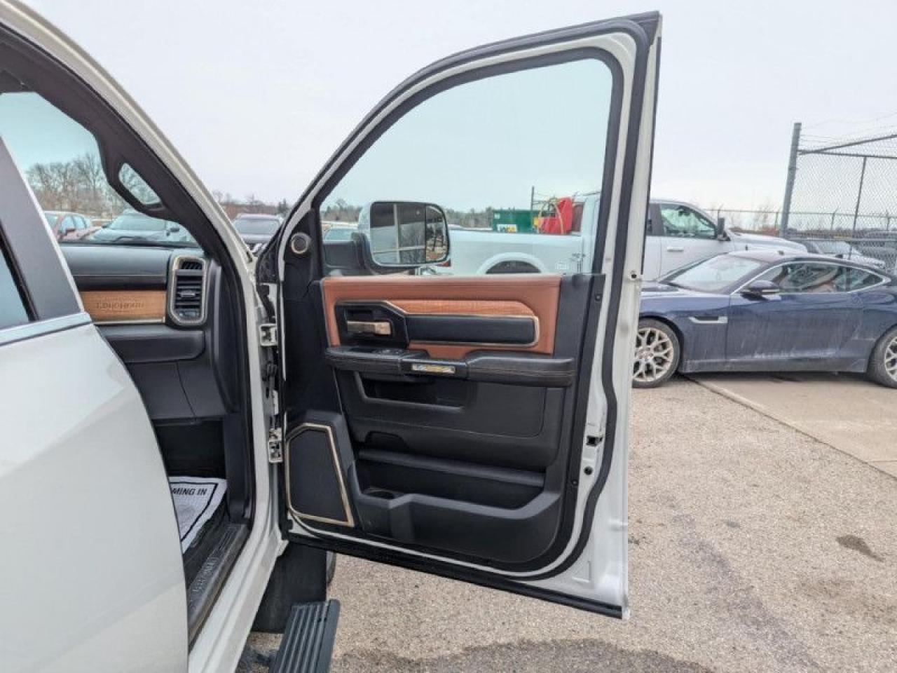 2019 RAM 3500 Longhorn  | DUALLY | CUMMINS | LARAMIE | - Photo #23