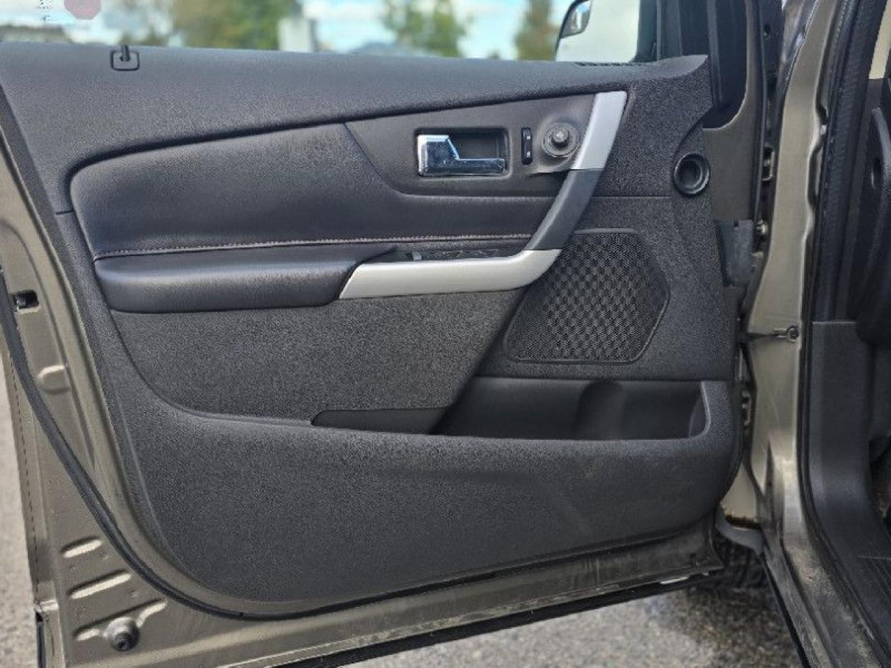 2014 Ford Edge | ACCIDENT FREE | LOW MILEAGE | - Photo #17