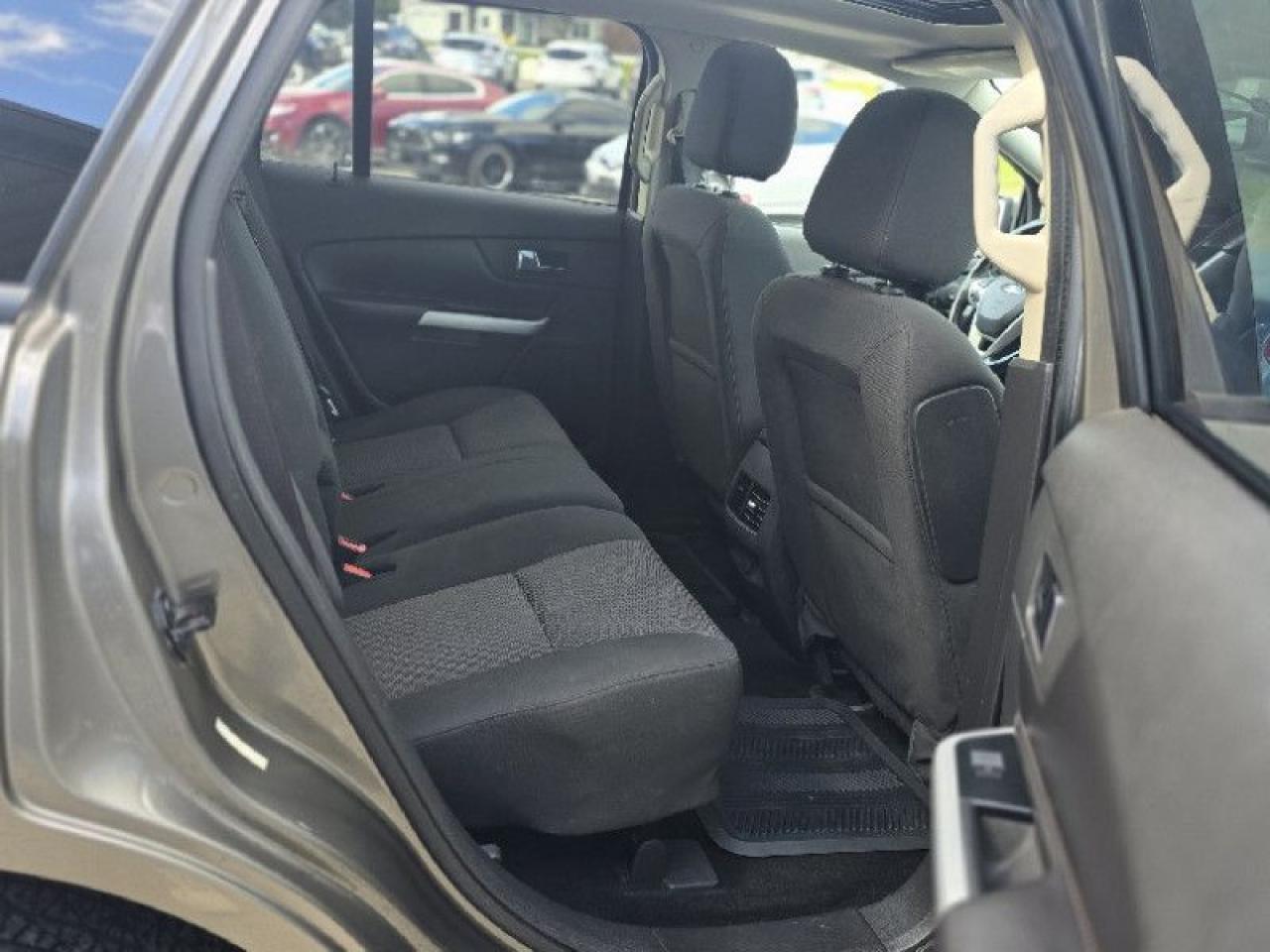2014 Ford Edge | ACCIDENT FREE | LOW MILEAGE | - Photo #19