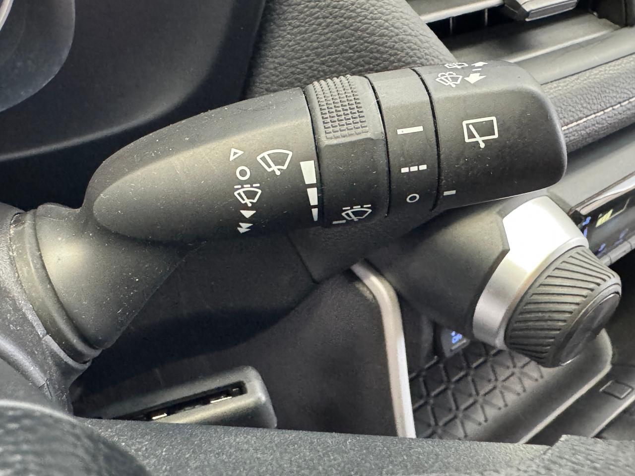 2021 Toyota RAV4 LE+Adaptive Cruise+LaneKeep+ONE OWNER+CLEAN CARFAX - Photo #43