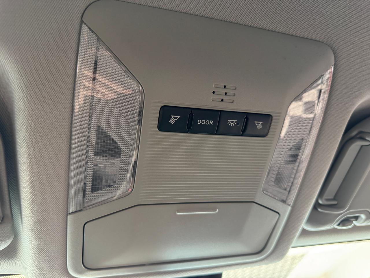 2021 Toyota RAV4 LE+Adaptive Cruise+LaneKeep+ONE OWNER+CLEAN CARFAX - Photo #48