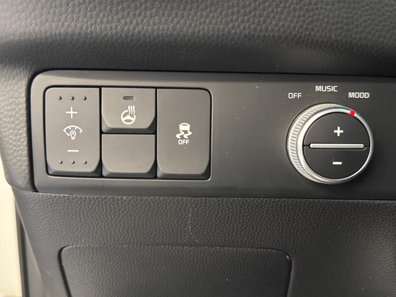 2018 Kia Soul EX+Camera+ApplePlay+Camera+Heated Seats+A/C! - Photo #3
