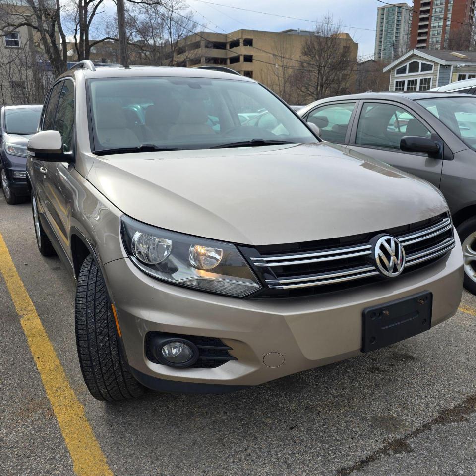 2016 Volkswagen Tiguan 4MOTION 4dr Auto Comfortline Photo2