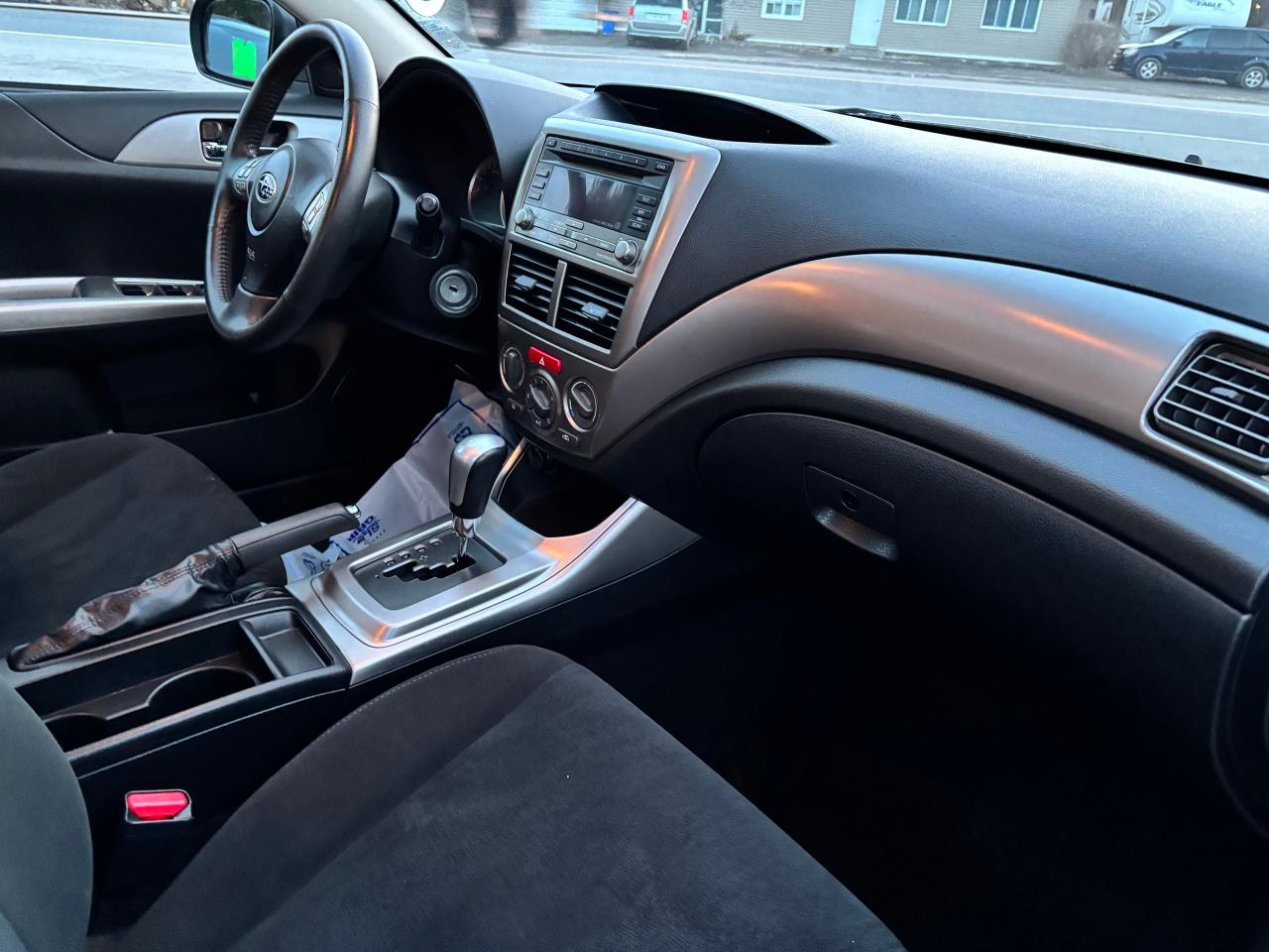2010 Subaru Impreza 2.5i - Photo #13