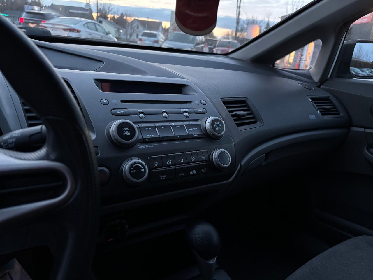 1743732281