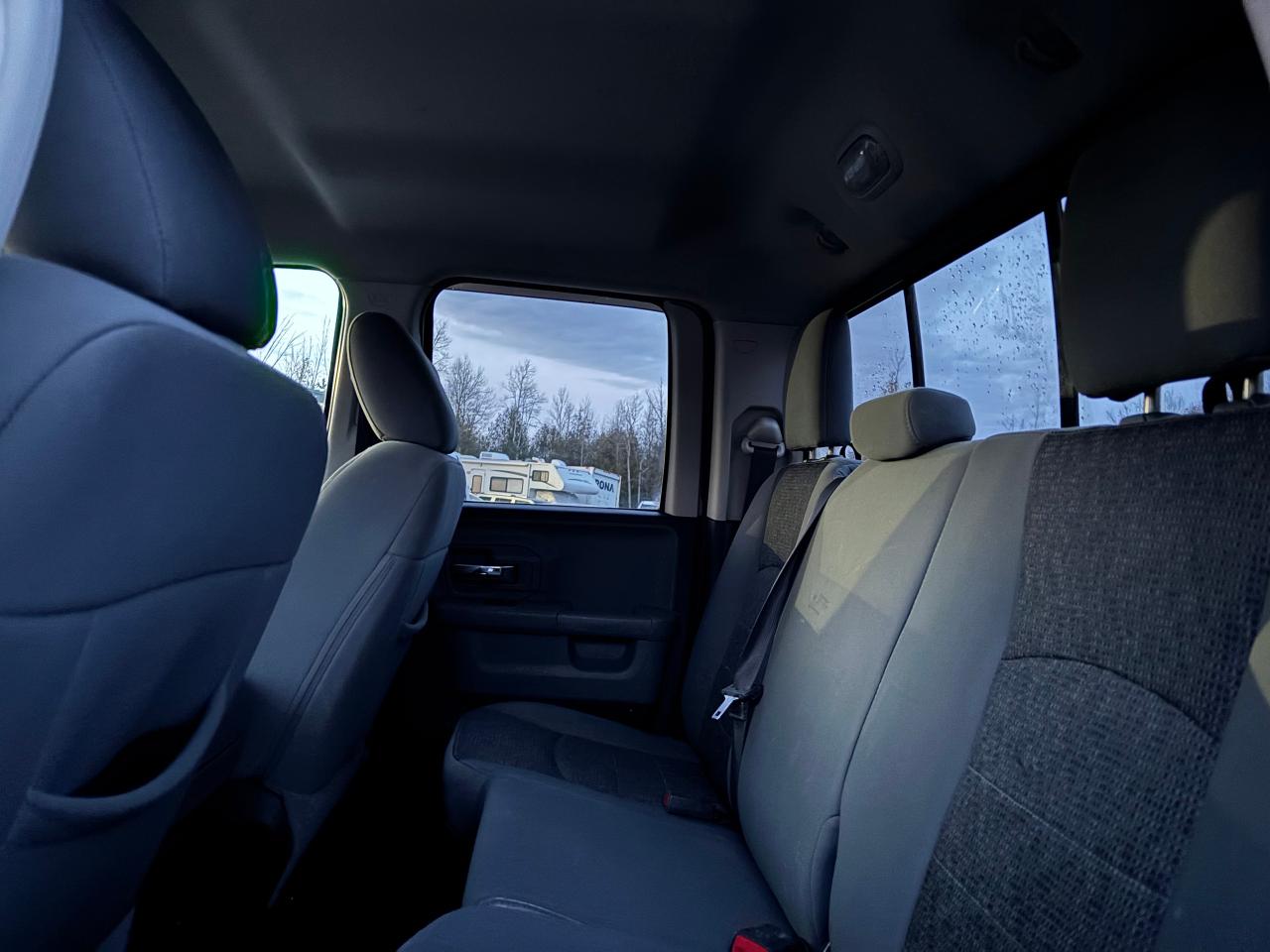 2015 RAM 1500 OUTDOORSMAN CREW CAB - Photo #16