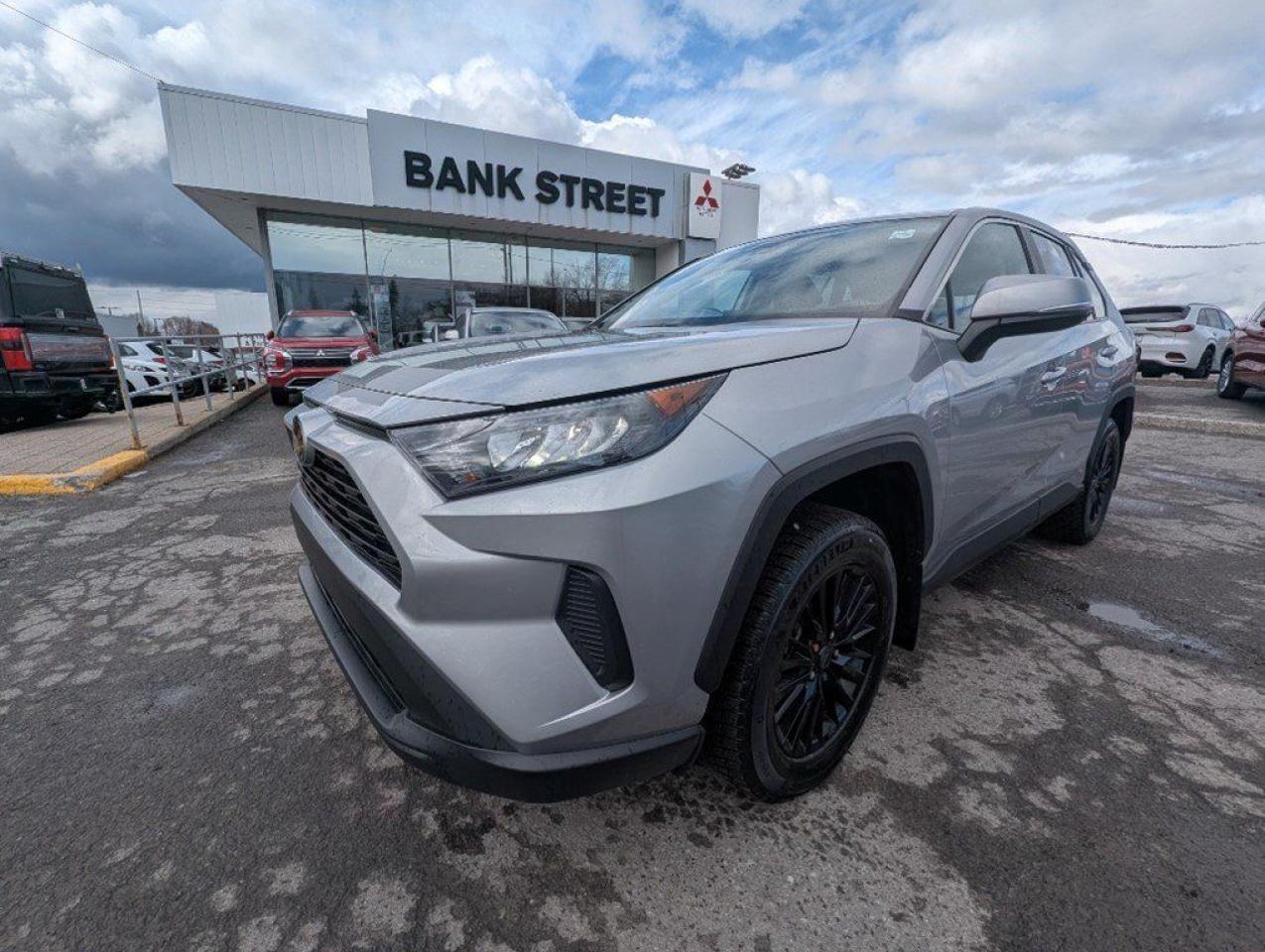 Used 2023 Toyota RAV4 LE AWD for sale in Gloucester, ON