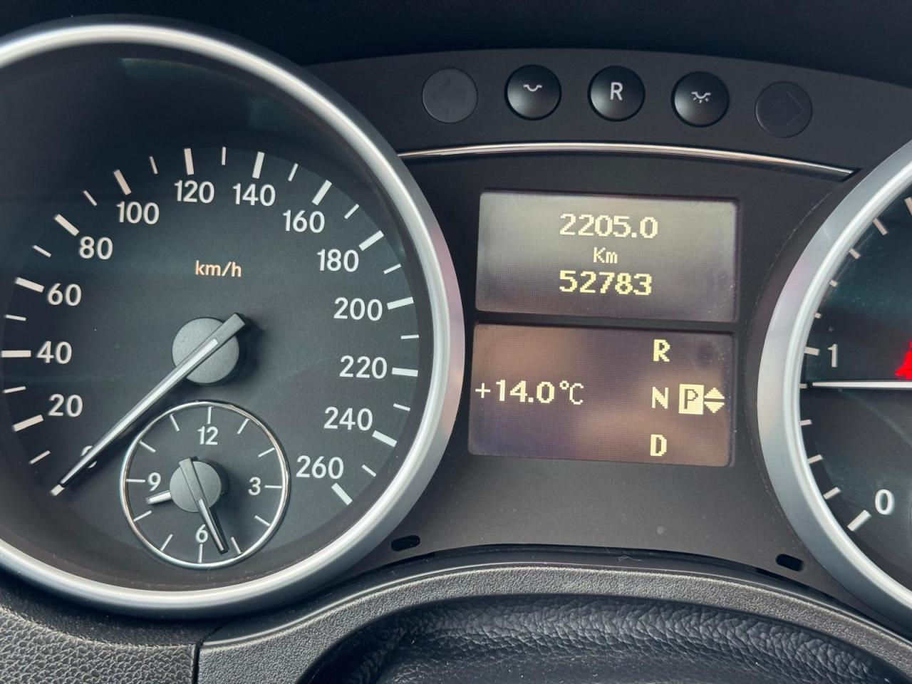 2010 Mercedes-Benz M-Class ML350 BLUETEC, DIESEL, ONLY 52,000KMS, CERTIFIED - Photo #17