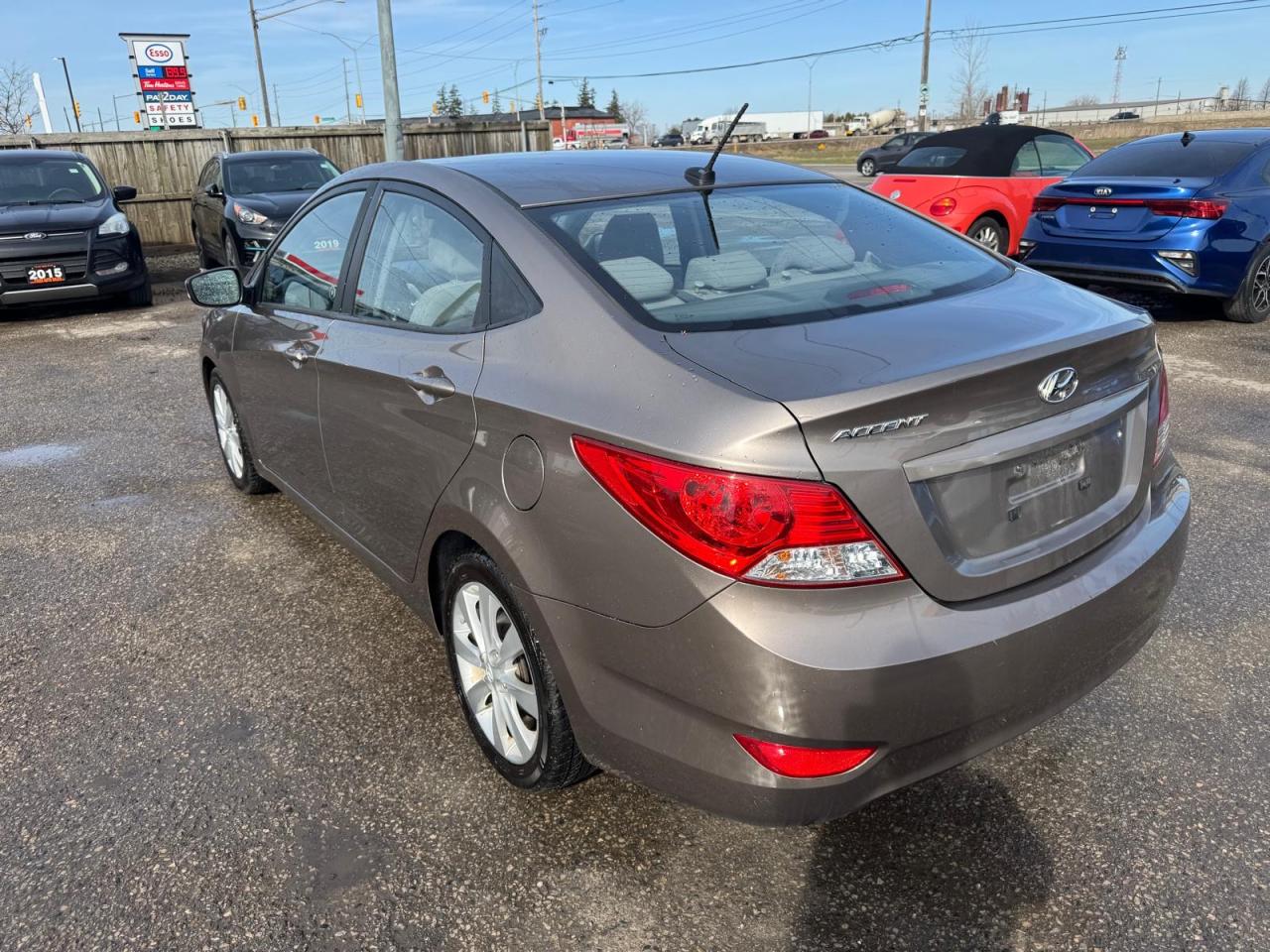 2014 Hyundai Accent GLS, ALLOYS, LOADED, ONLY 59KMS, CERTIFIED Photo2