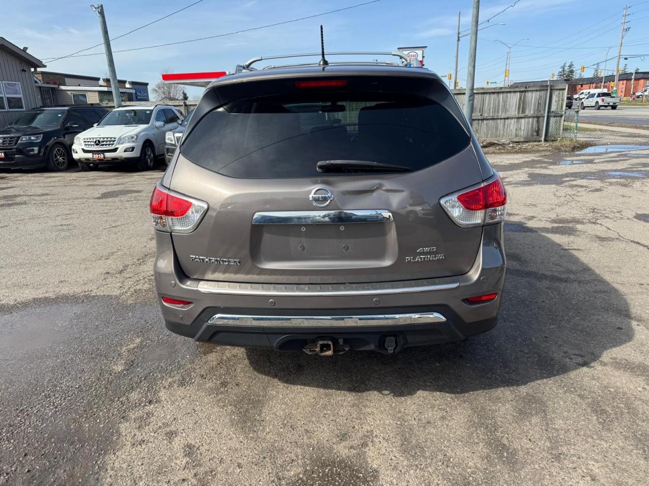 2014 Nissan Pathfinder AS IS, Platinum, AWD, T-CASE ISSUE, RUNS GOOD - Photo #4