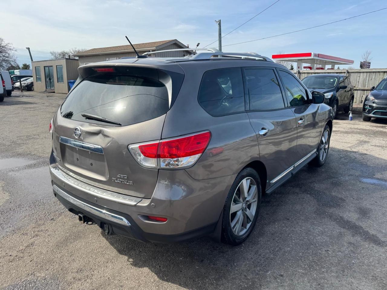 2014 Nissan Pathfinder AS IS, Platinum, AWD, T-CASE ISSUE, RUNS GOOD - Photo #5
