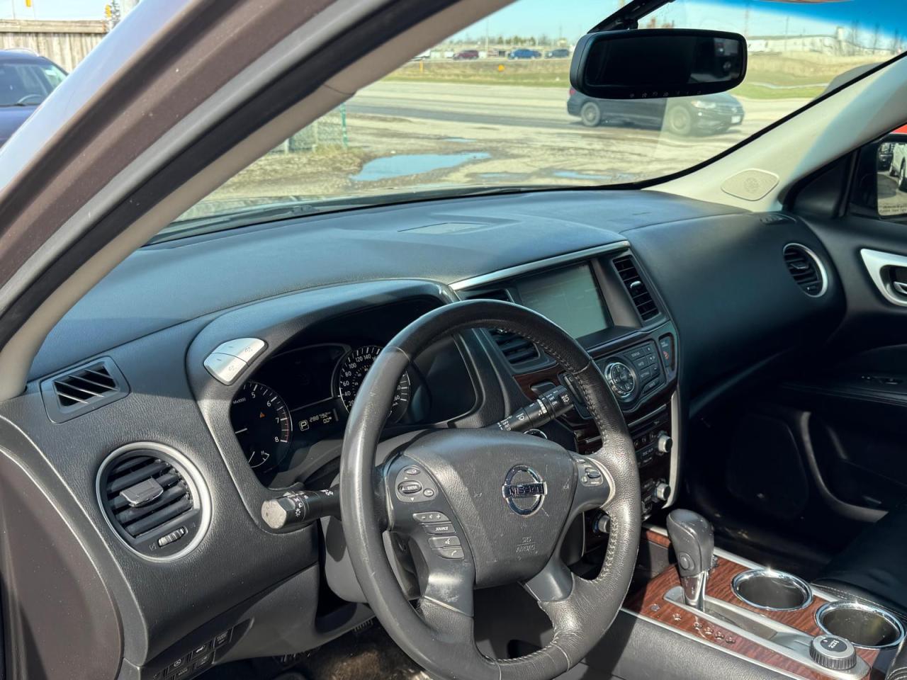 2014 Nissan Pathfinder AS IS, Platinum, AWD, T-CASE ISSUE, RUNS GOOD - Photo #10
