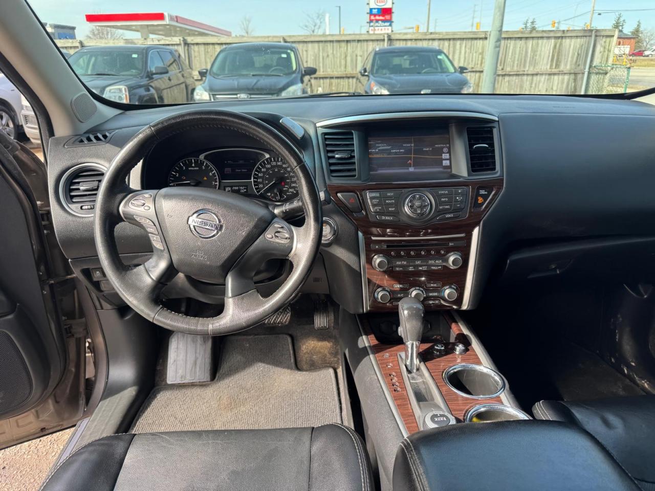 2014 Nissan Pathfinder AS IS, Platinum, AWD, T-CASE ISSUE, RUNS GOOD - Photo #14