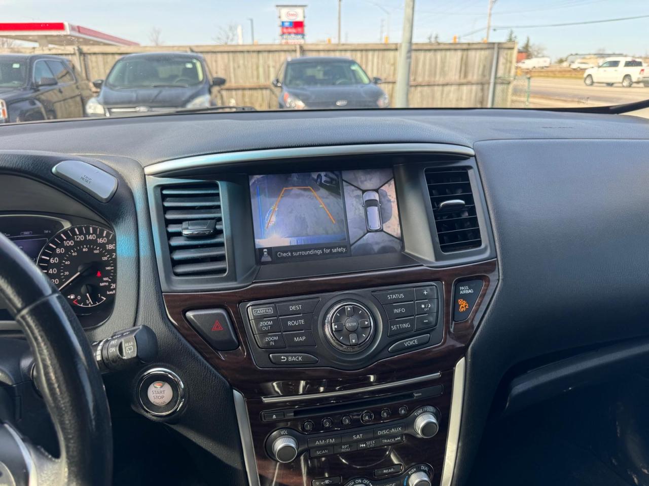 2014 Nissan Pathfinder AS IS, Platinum, AWD, T-CASE ISSUE, RUNS GOOD - Photo #17