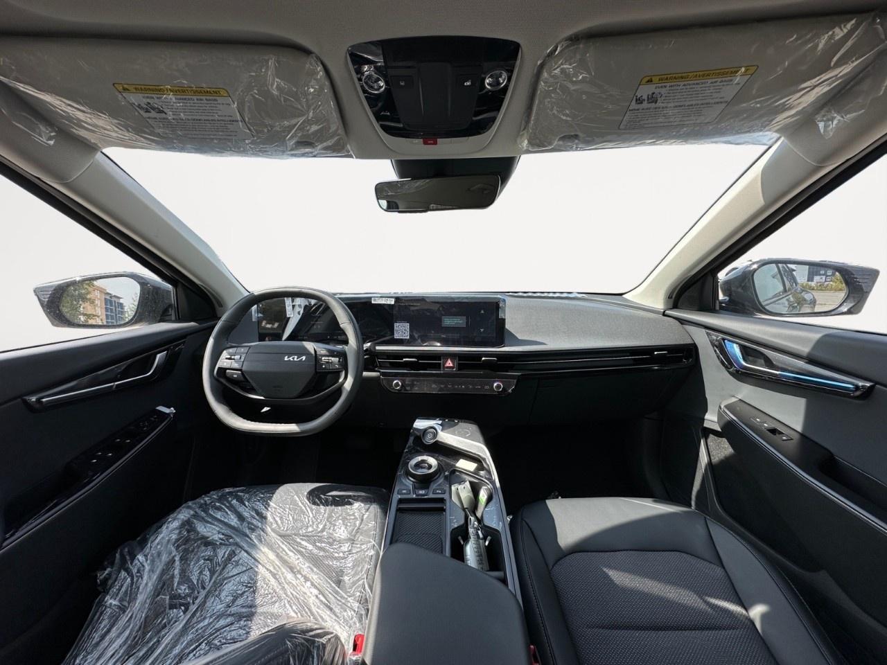 2025 Kia EV6 Land AWD Photo