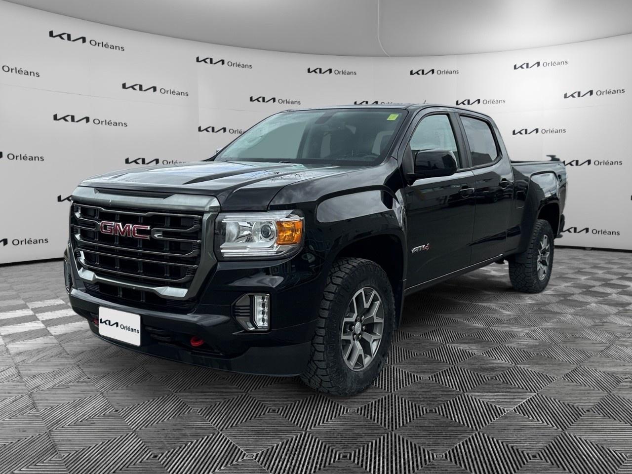 Used 2021 GMC Canyon Crew Cab Long Box 4-Wheel Drive AT4 w/Cloth for sale in Orleans, ON