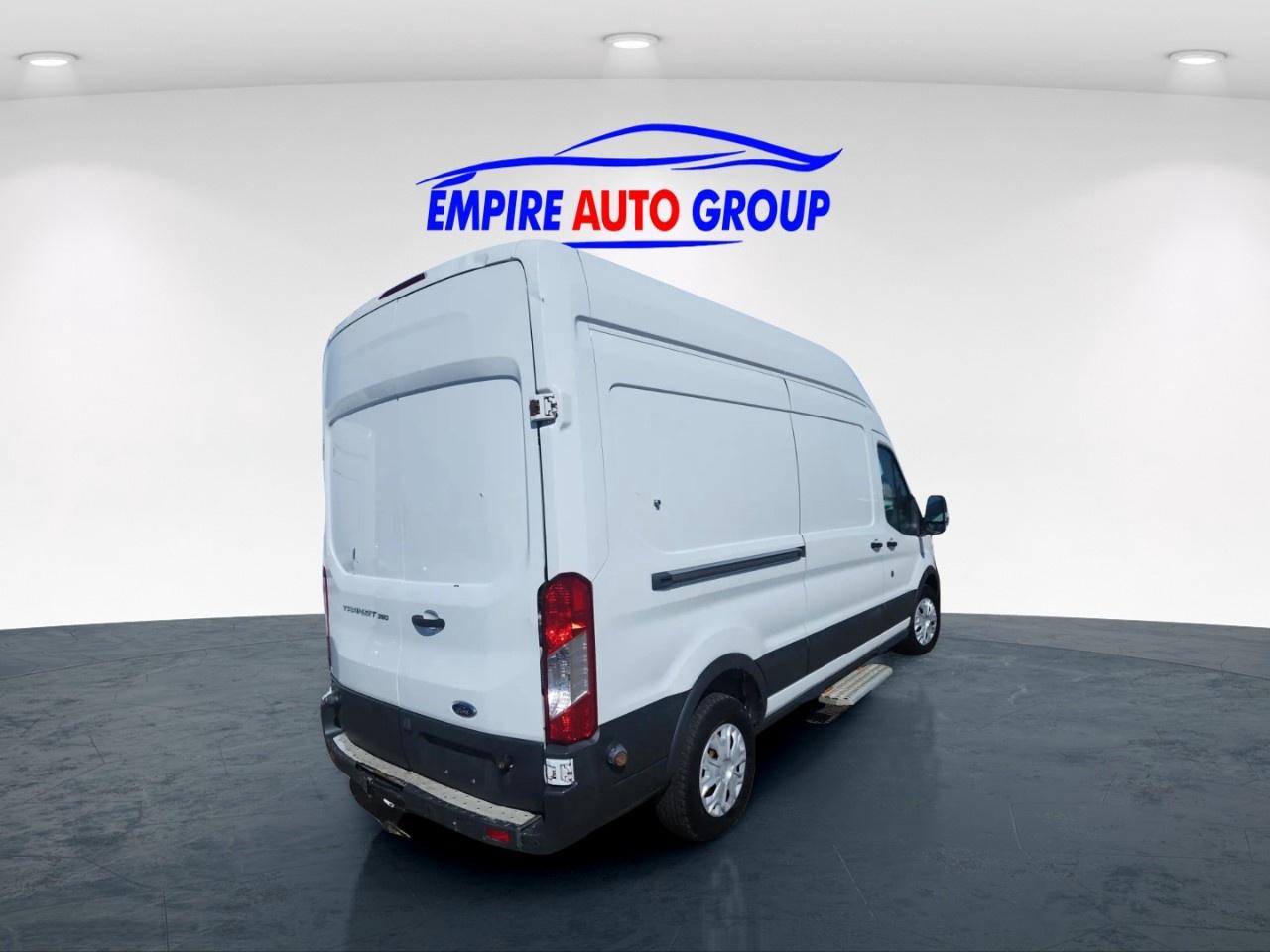 2017 Ford Transit T-350 Photo