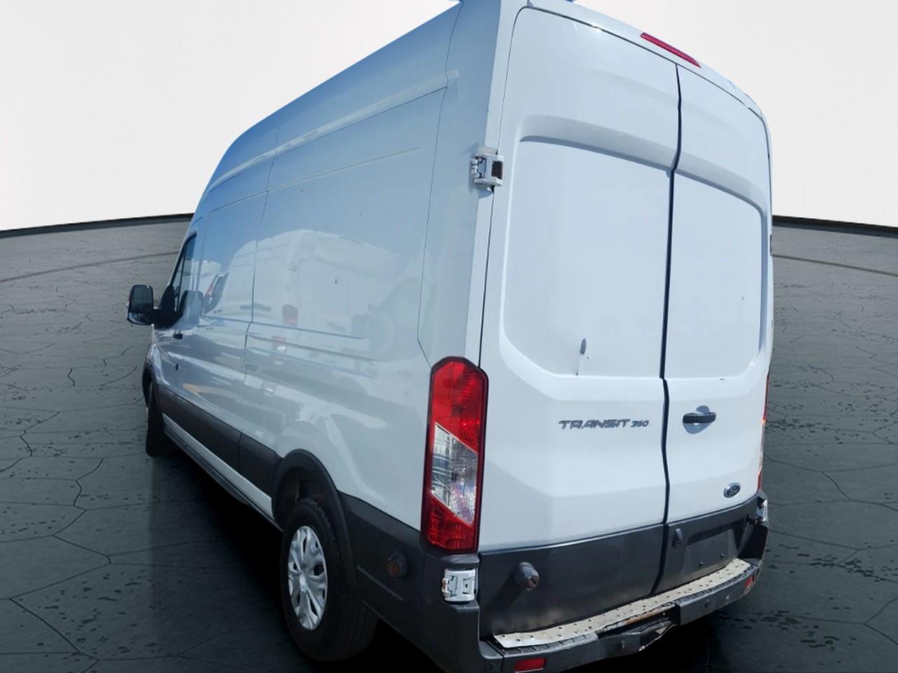 2017 Ford Transit T-350 Photo