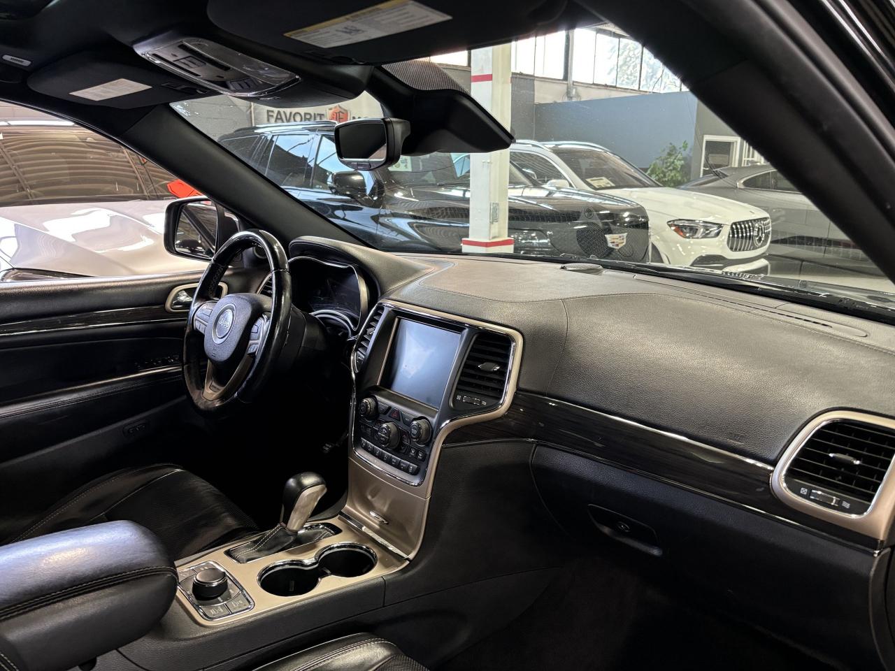 2017 Jeep Grand Cherokee Overland|4WD|NAV|LEATHRER|SELECTERRAIN|AIRSUSP|+++ - Photo #12