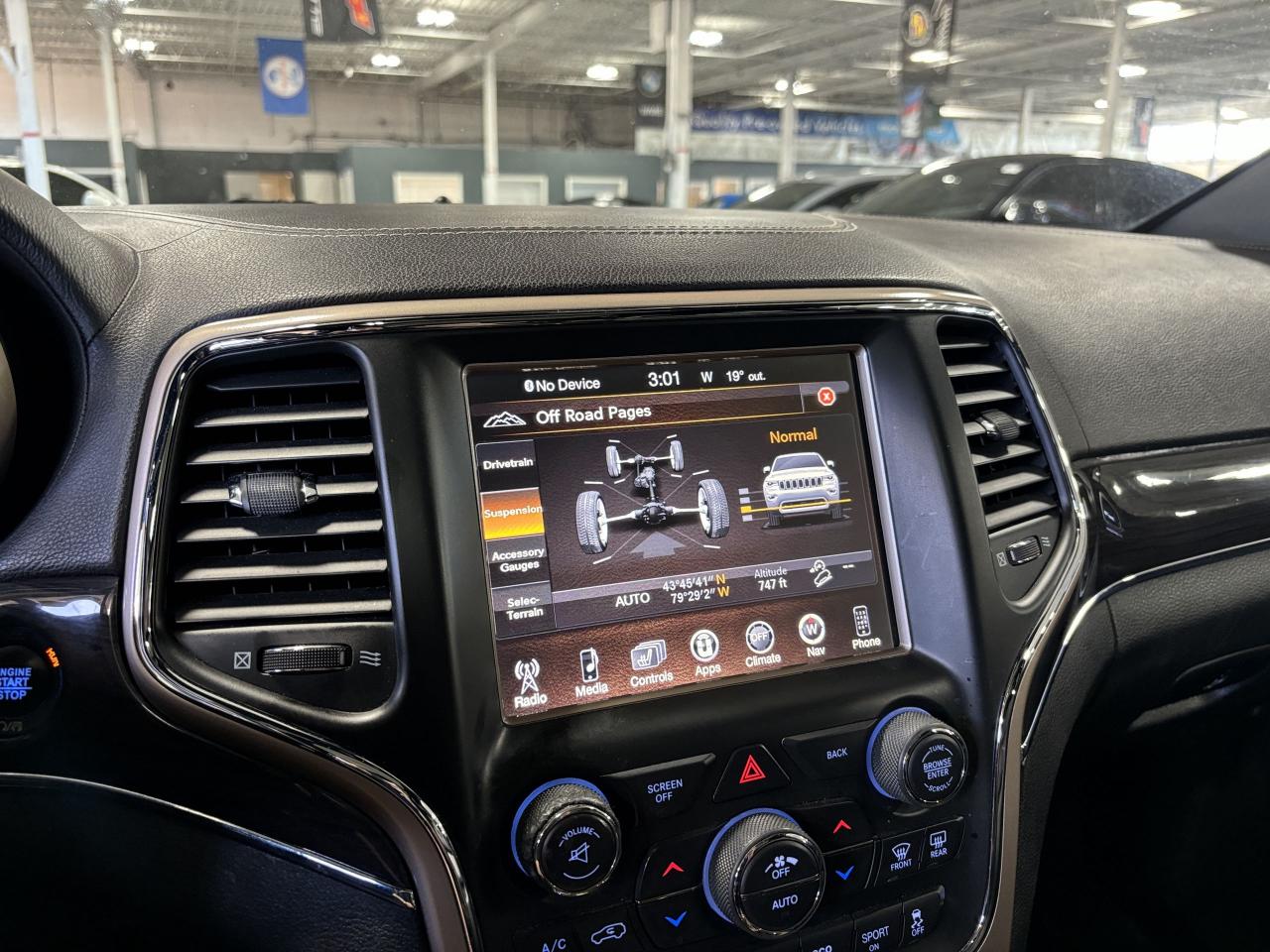 2017 Jeep Grand Cherokee Overland|4WD|NAV|LEATHRER|SELECTERRAIN|AIRSUSP|+++ - Photo #31