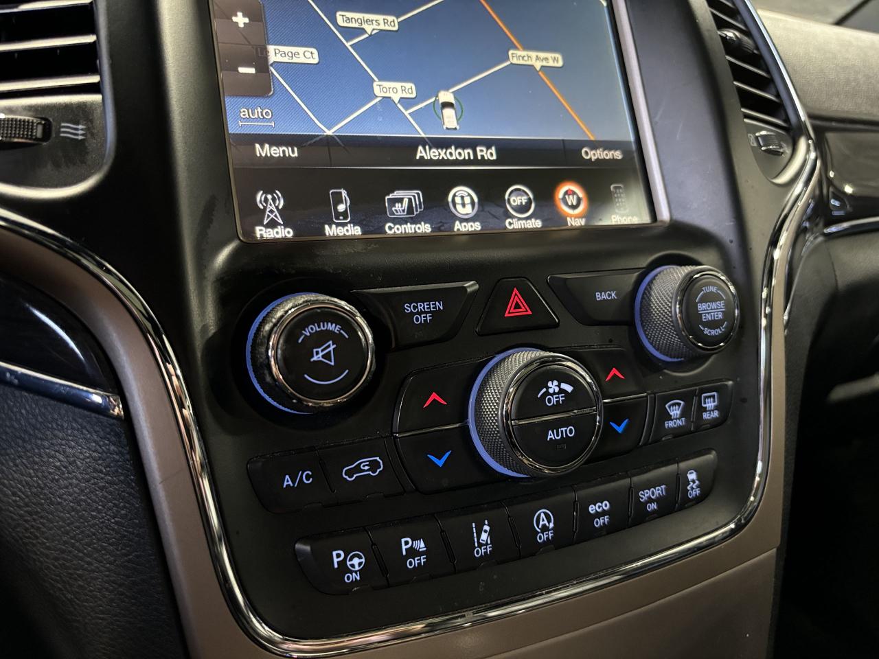2017 Jeep Grand Cherokee Overland|4WD|NAV|LEATHRER|SELECTERRAIN|AIRSUSP|+++ - Photo #35