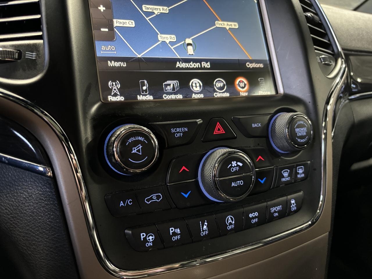 2017 Jeep Grand Cherokee Overland|4WD|NAV|LEATHRER|SELECTERRAIN|AIRSUSP|+++ - Photo #35