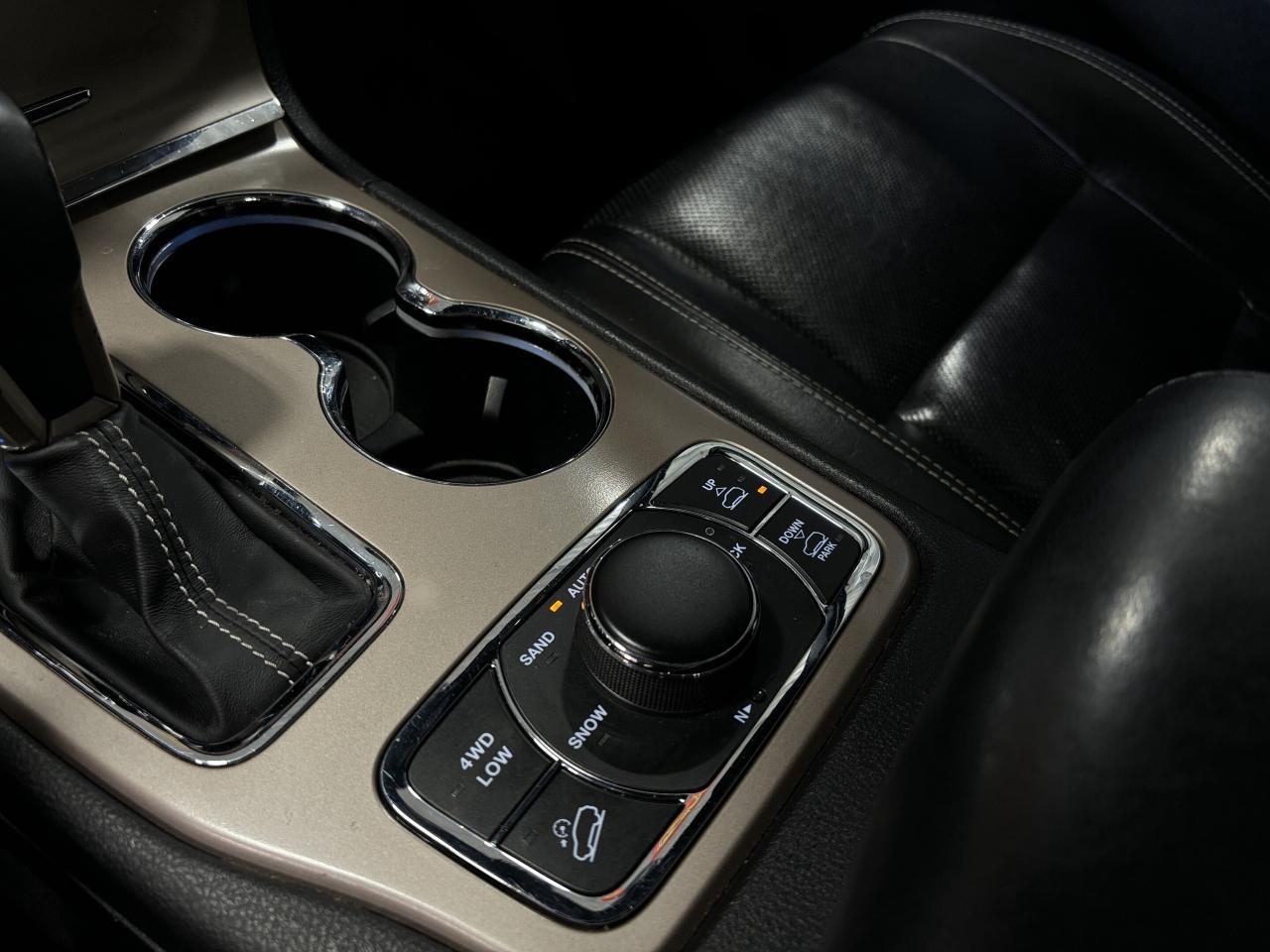 2017 Jeep Grand Cherokee Overland|4WD|NAV|LEATHRER|SELECTERRAIN|AIRSUSP|+++ - Photo #36