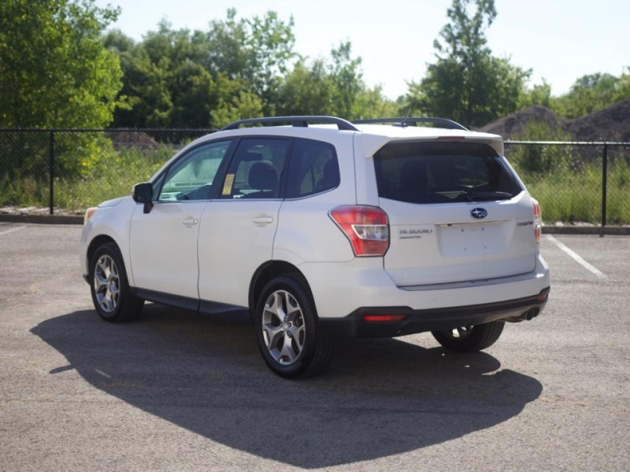 2015 Subaru Forester 2.5i Limited  **PWR GATE - ROOF** Photo2