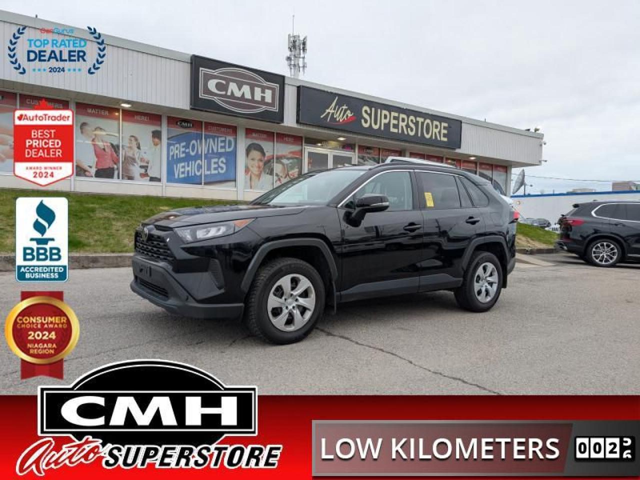 Used 2021 Toyota RAV4 LE  **VERY LOW KMS - CLEAN CARFAX** for sale in St. Catharines, ON