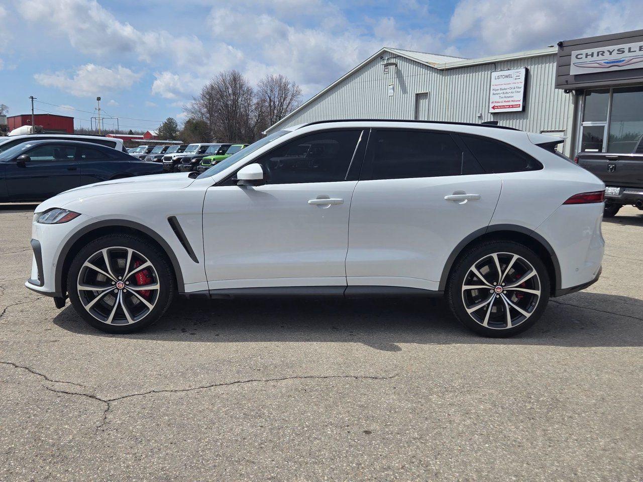 2021 Jaguar F-PACE P550 SVR - Photo #8