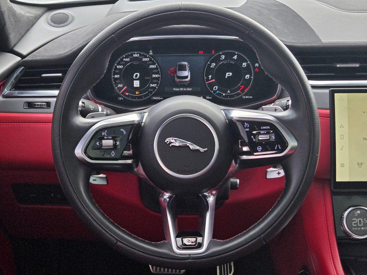 2021 Jaguar F-PACE P550 SVR - Photo #15