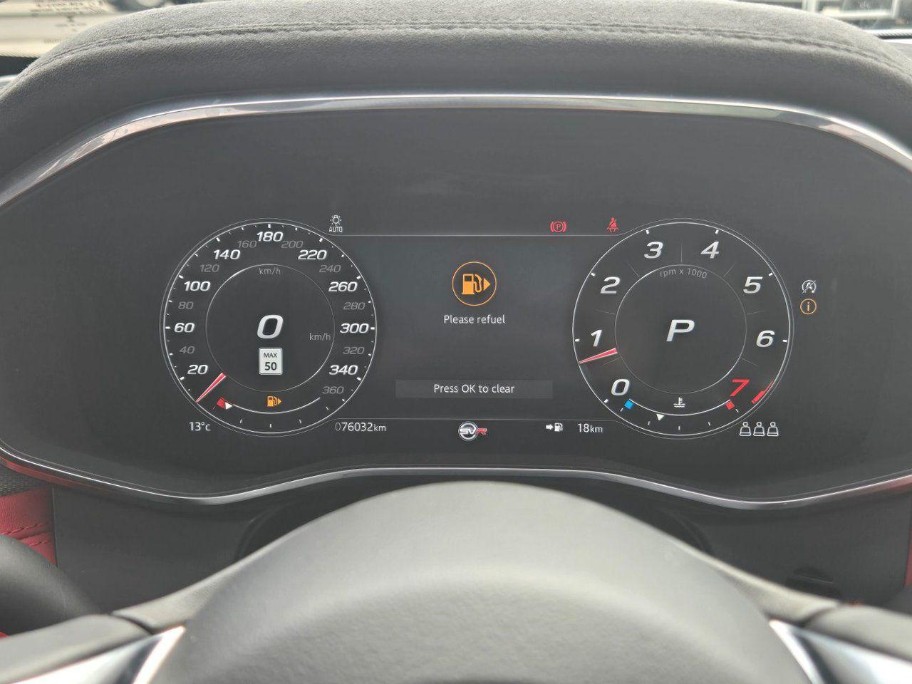 2021 Jaguar F-PACE P550 SVR - Photo #16
