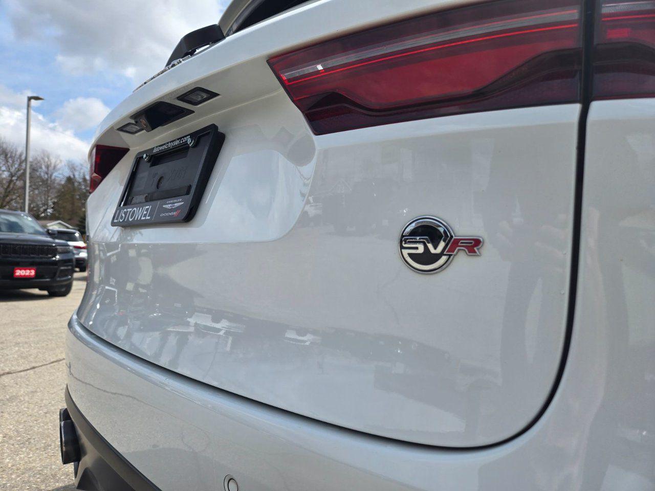 2021 Jaguar F-PACE P550 SVR - Photo #28