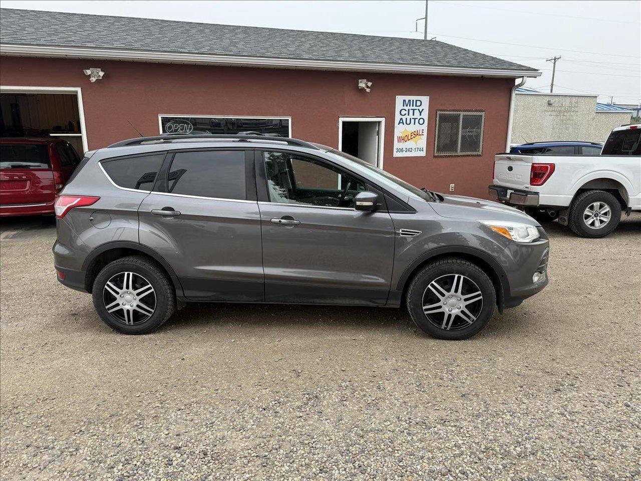 Used 2013 Ford Escape SEL 4WD for sale in Saskatoon, SK