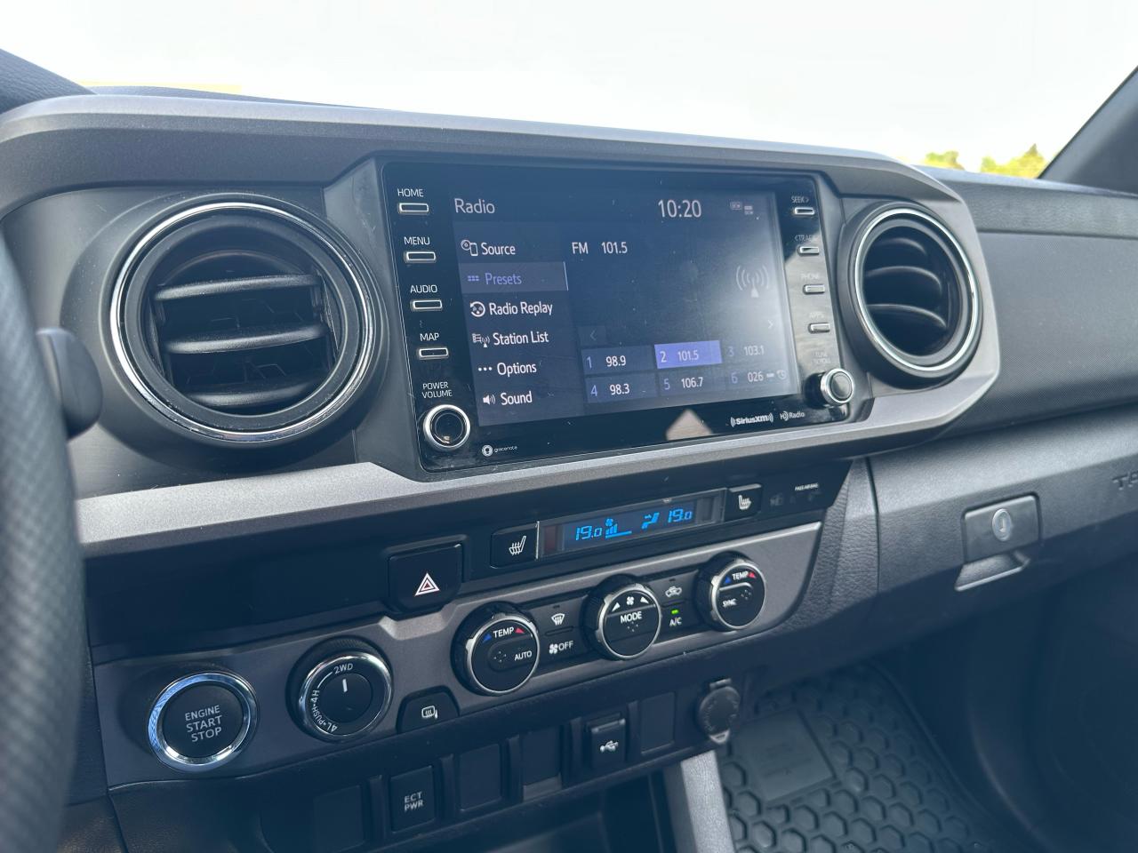 2022 Toyota Tacoma TRD Off Road Photo
