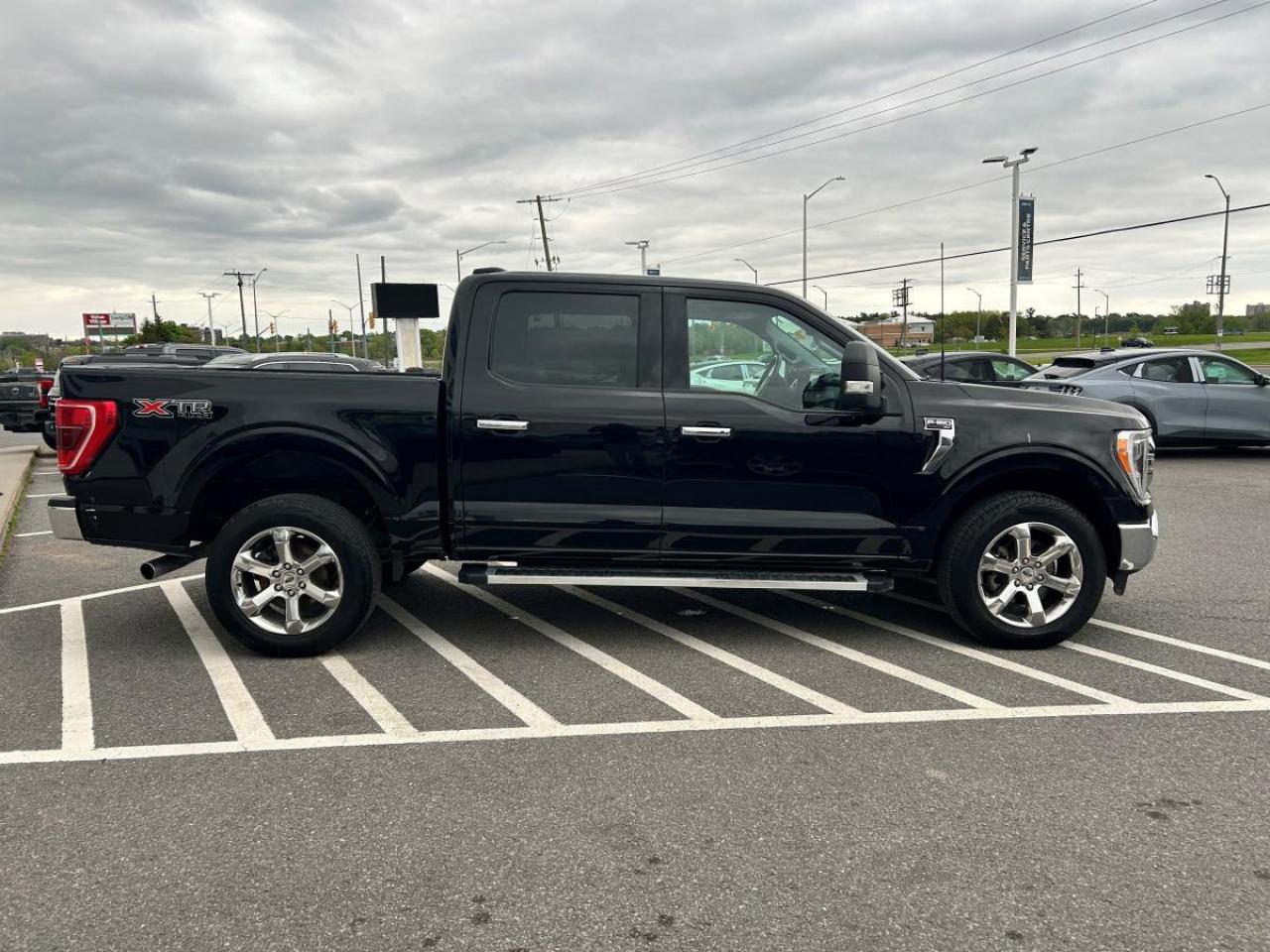2022 Ford F-150 XLT Photo