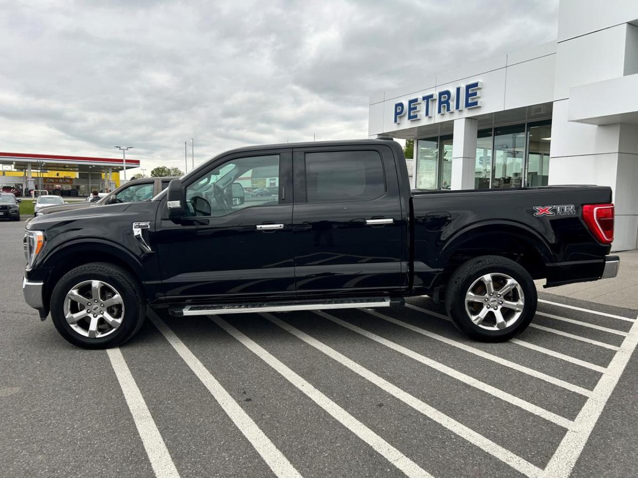 2022 Ford F-150 XLT Photo