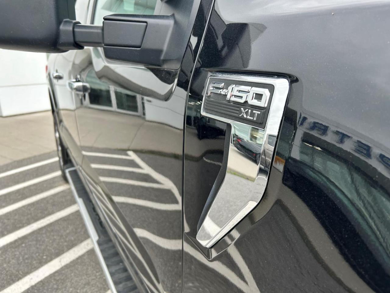 2022 Ford F-150 XLT Photo