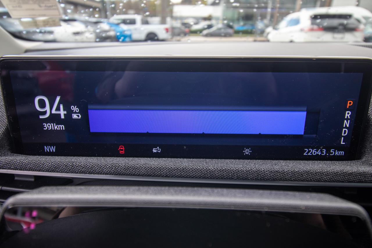 2023 Ford Mustang Mach-E Premium AWD Extended Range Photo5