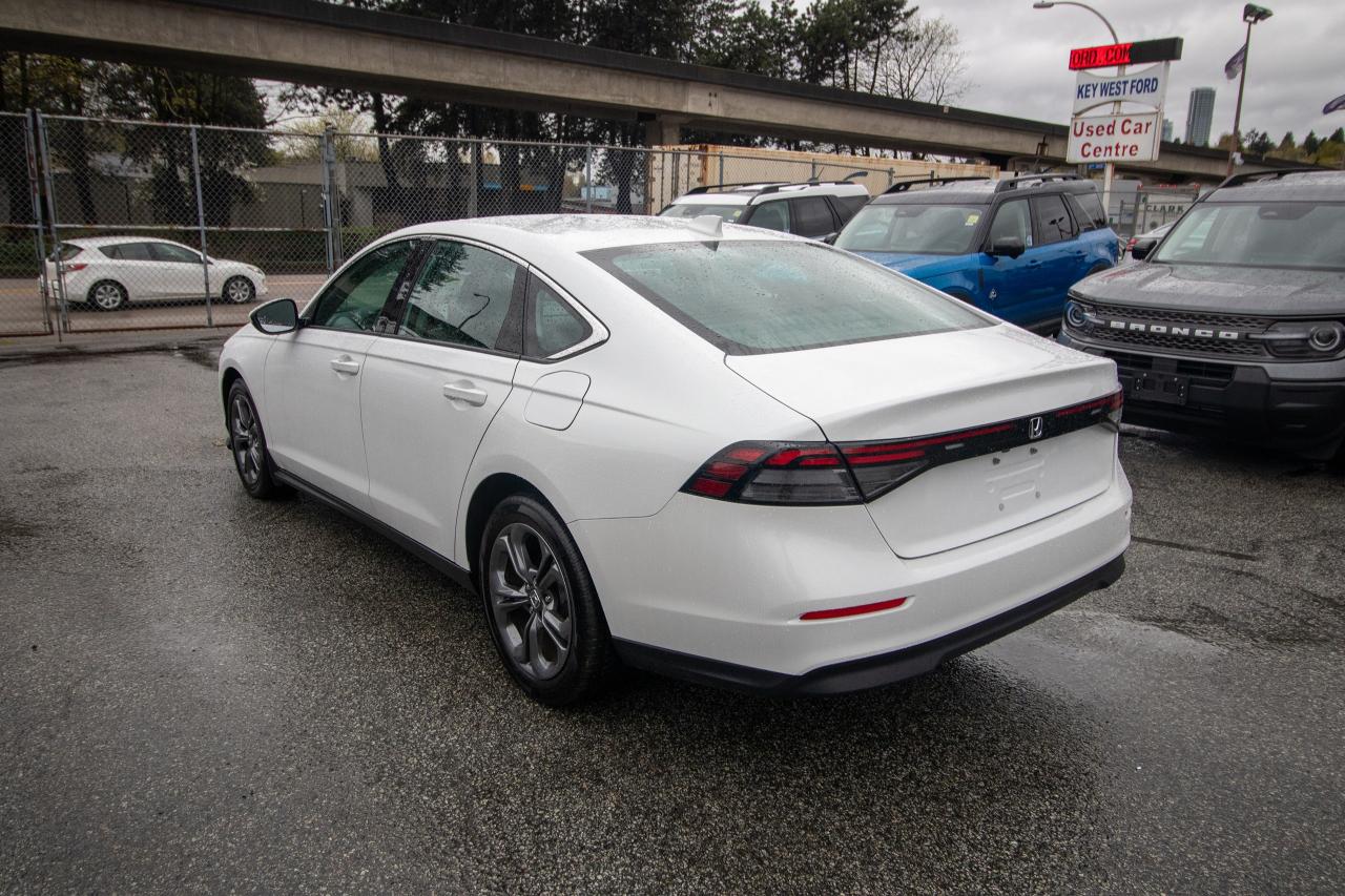 2024 Honda Accord EX Photo5