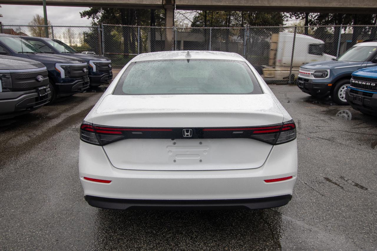 2024 Honda Accord EX Photo5