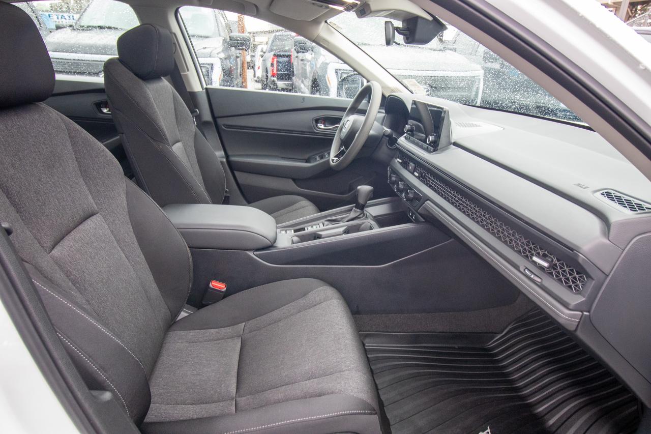 2024 Honda Accord EX Photo5