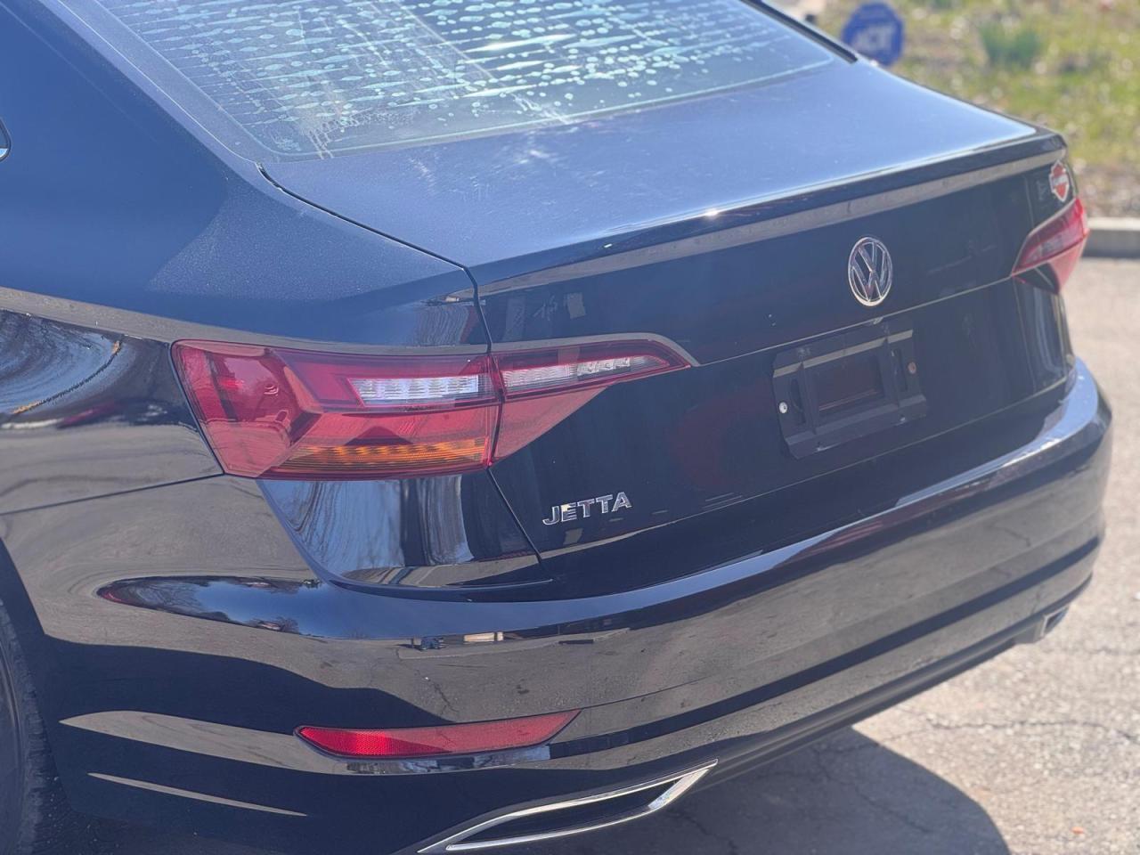 2019 Volkswagen Jetta  Photo3