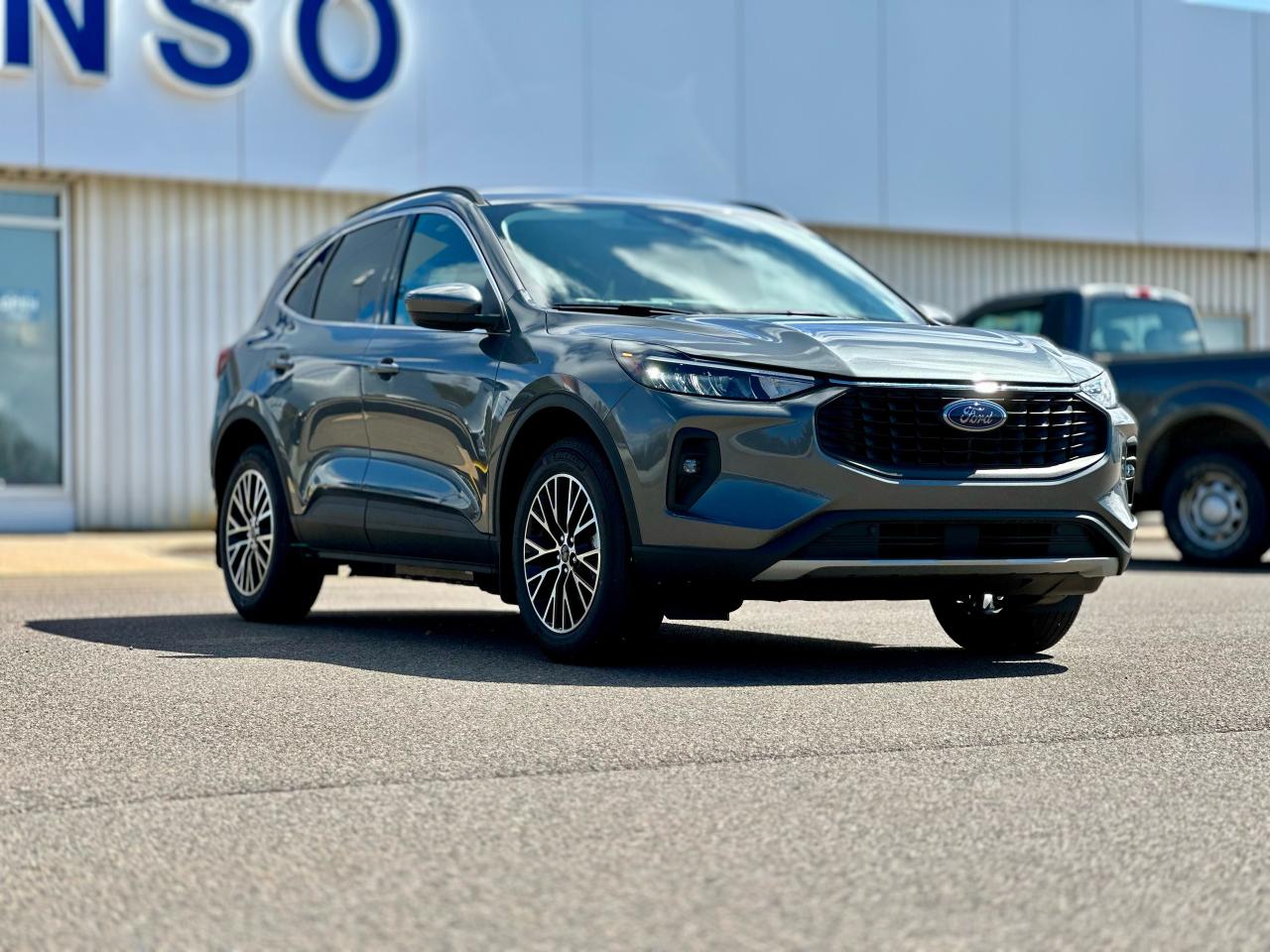 2025 Ford Escape PHEV FWD Photo