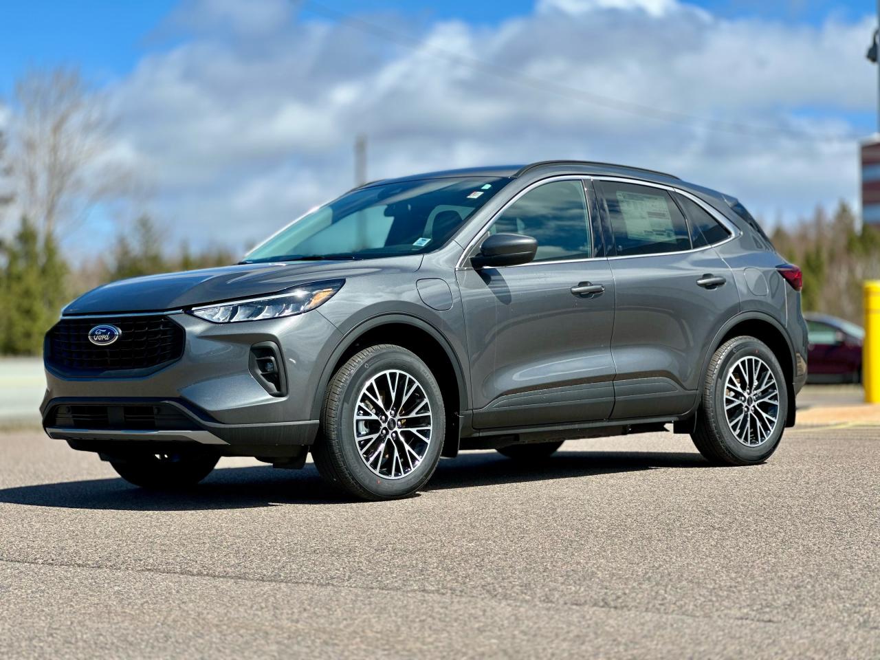 2025 Ford Escape PHEV FWD Photo5
